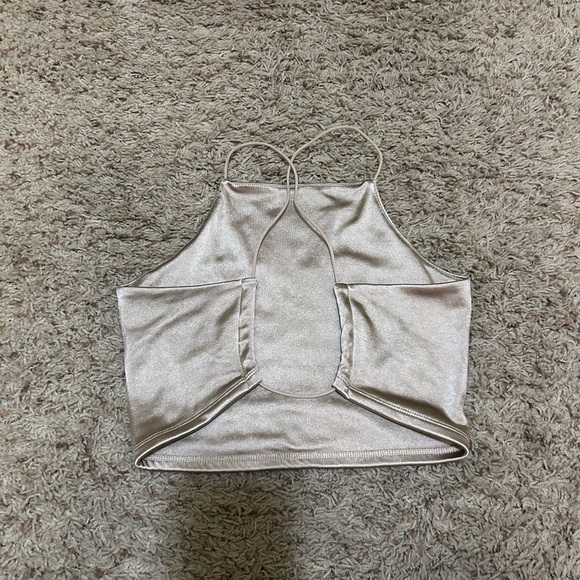 Garage Crop Top - Picture 2 of 3